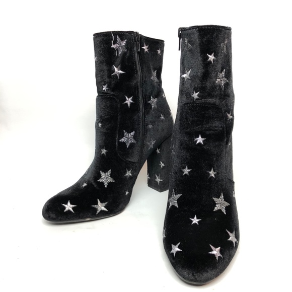 Steve Madden Velvet Star Ankle Booties 9 - Picture 2 of 8
